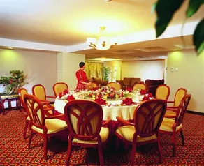 Tiantan Hotel Beijing - Image 2