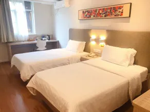 Hanting Hotel Yibin Zhongshan Street - Image 5