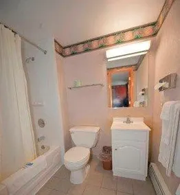 Midtown Motel - Image 5
