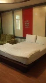 Pink Motel - Image 3