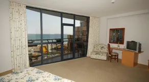 Fiesta M Hotel - Image 4