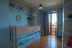 Donna Vittoria - Image 4