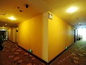 Huaya Hotel - Image 2