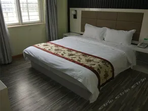 SHIJI HUANGCHENG FASHION HOTEL - Image 4