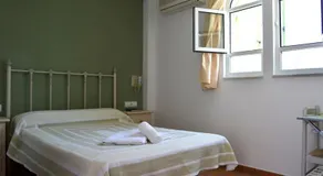 Hostal Doña Antonia - Image 5