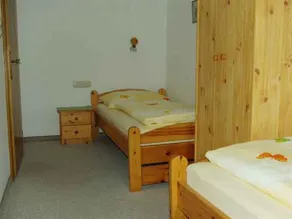 Attraente appartamento accogliente e familiare con giardino | Vista sulla montagna - Image 2