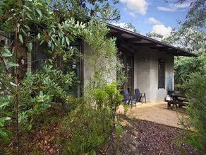 Kanimbla View - The Clifftop Retreat - Image 5