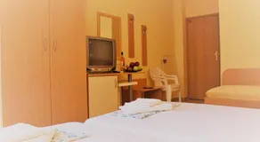 Family Hotel Rosi - Image 4