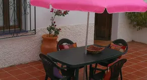 Casa en pueblo de montes de Málaga a 15km de playa - Image 5