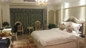 Hawaii Theme Hotel - Image 5