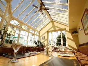 The George Hotel - Image 2