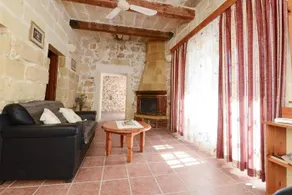 Tan-Nahla Farmhouse - Image 4