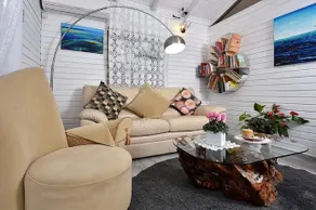 Lodge On The Sea - Image 5