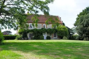 Apuldram Manor - Image 4