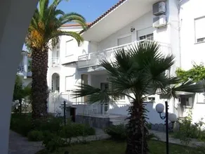 Astoria Aparthotel - Image 2