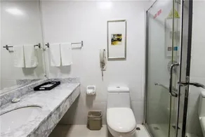 Everbright Business Hotel - Image 2