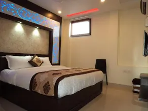Ashu Hotel - Image 5