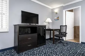 HWOOD - Image 4