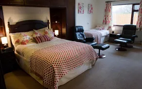 Valley View Country House Bed & Breakfast - Image 4