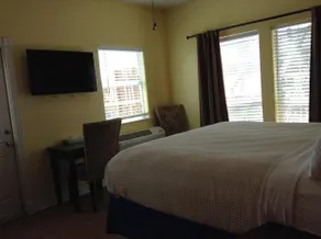 Ocean Village Hotel - Image 3