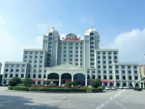 Qianjiang Hot Spring Hotel - Image 2