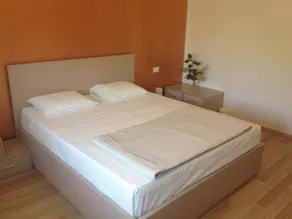 Amberyellowbnb - Image 2