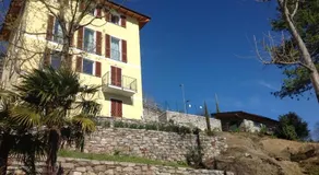 Lakefront Villa La Dolce Vita - Image 3