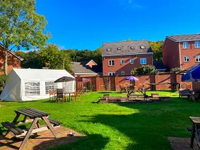 Woodhouse Inn - Image 5