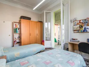B&B Estudiantes Balmes - Image 5