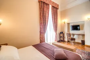Hotel City - Image 2