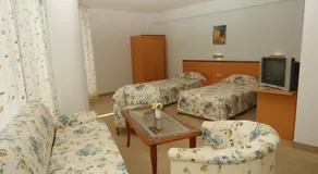 Fiesta M Hotel - Image 5
