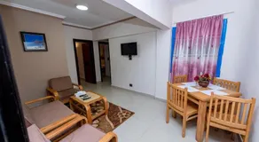 Noras Beach Hotel - Image 5