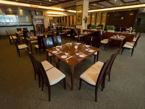 Ocean Spring Hotel - Image 3