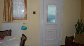 Betti Motel - Image 2