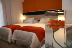 Monarca Hoteles Puerto Madero - Image 2