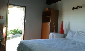 In Bed with Lisbon - Castelo de Bode - Image 3