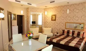 Business Hotel - Image 5
