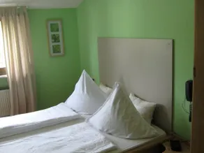 Hotel Weinhaus Schneider - Image 2