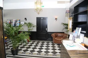 Hotel Du Centre - Image 2