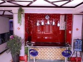 Leju Express Clock Hotel - Image 4