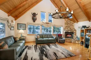 Two-Bedroom Cabin in Frisco - Image 3