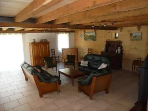 Holiday home with terrace, garden & BBQ | Mountain view - Image 5