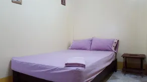 Gibson's Guest House - Image 4