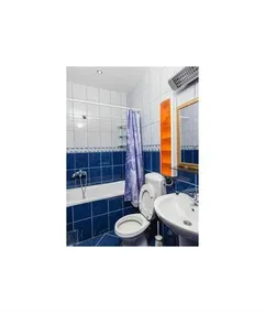 Waterfront Apartments - Image 5