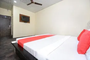 Hotel Jannat by OYO Rooms - Image 4