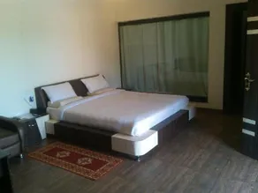 Kingfisher Resort - Image 3
