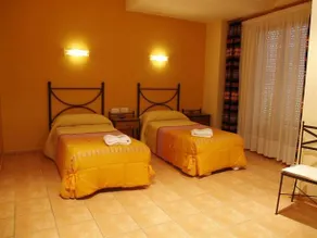 Hostal Portell - Image 5