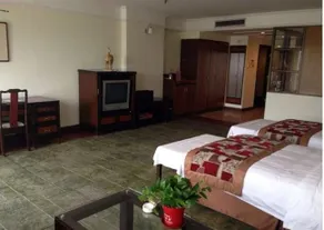 No 1 City Zhaoyang Hotel - Image 4