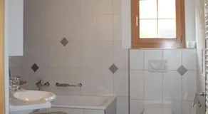 Rawilstrasse 33 Appartement/Fewo, Dusche oder Bad, WC, 2 Schlafräume - Image 3