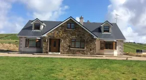 Beautiful Home on Lake Carrowmore - Image 4